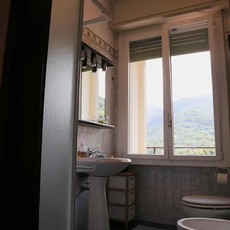 Kosmopolitan Holiday home Valbrona