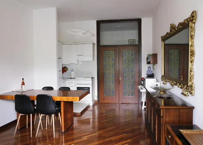 Kosmopolitan * Valbrona